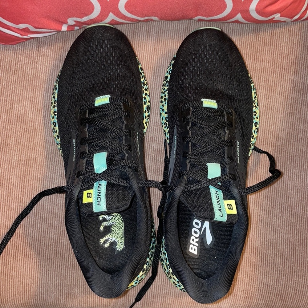 Women’s Brooks Launch